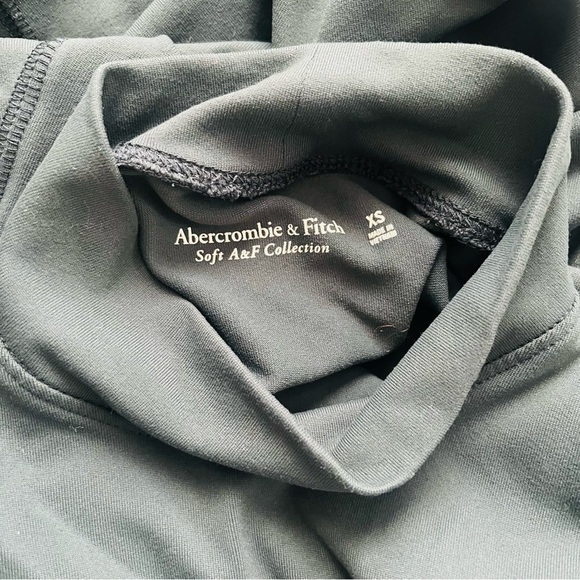 Abercrombie Mock Neck Bodysuit Green Long Sleeve | Minimal Chic Fall Essential - Picture 5 of 5